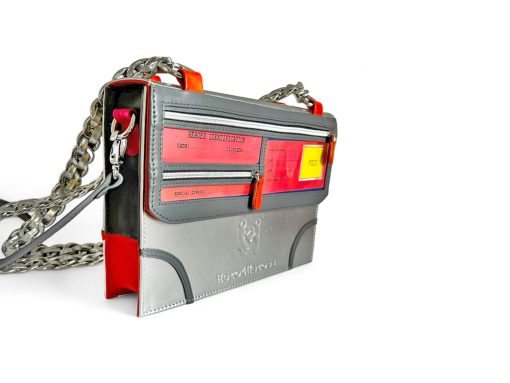 Windy lunch in Chicago Superheroicly bag vol 4