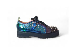Loafrs small 300x200