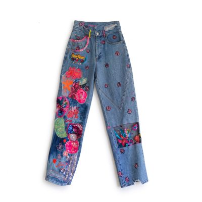 Floraly dark blue jeans